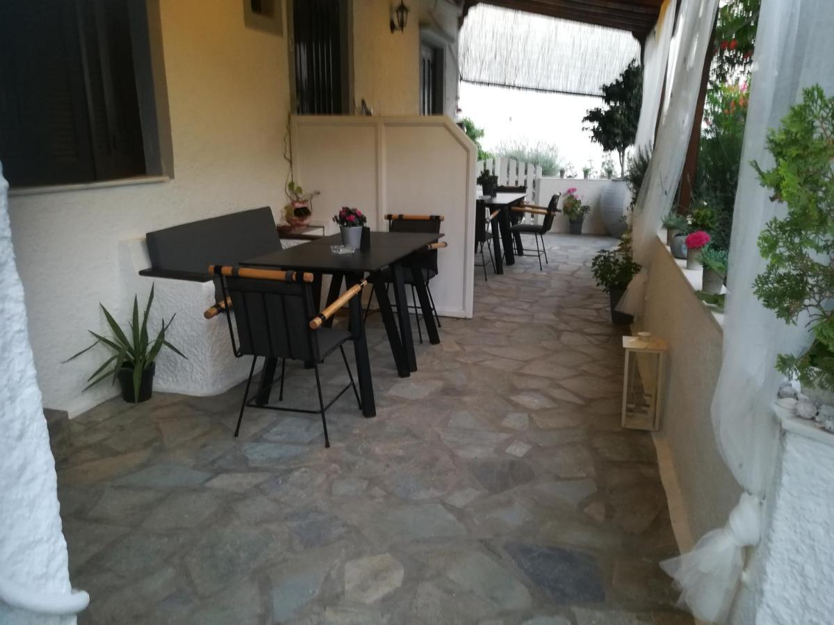 Magnolia Senses Apartment Kini Екстериор снимка
